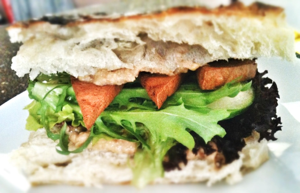 Das „deli“ in Leipzig: fein. schnell. vegan. Und verdammt lecker.