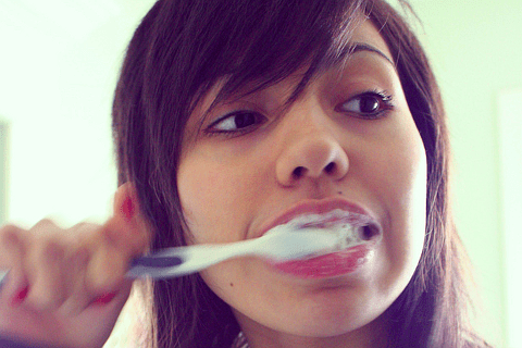 Studienteilnehmer für Weltneuheit „Vitamin B12 Zahncreme“ gesucht