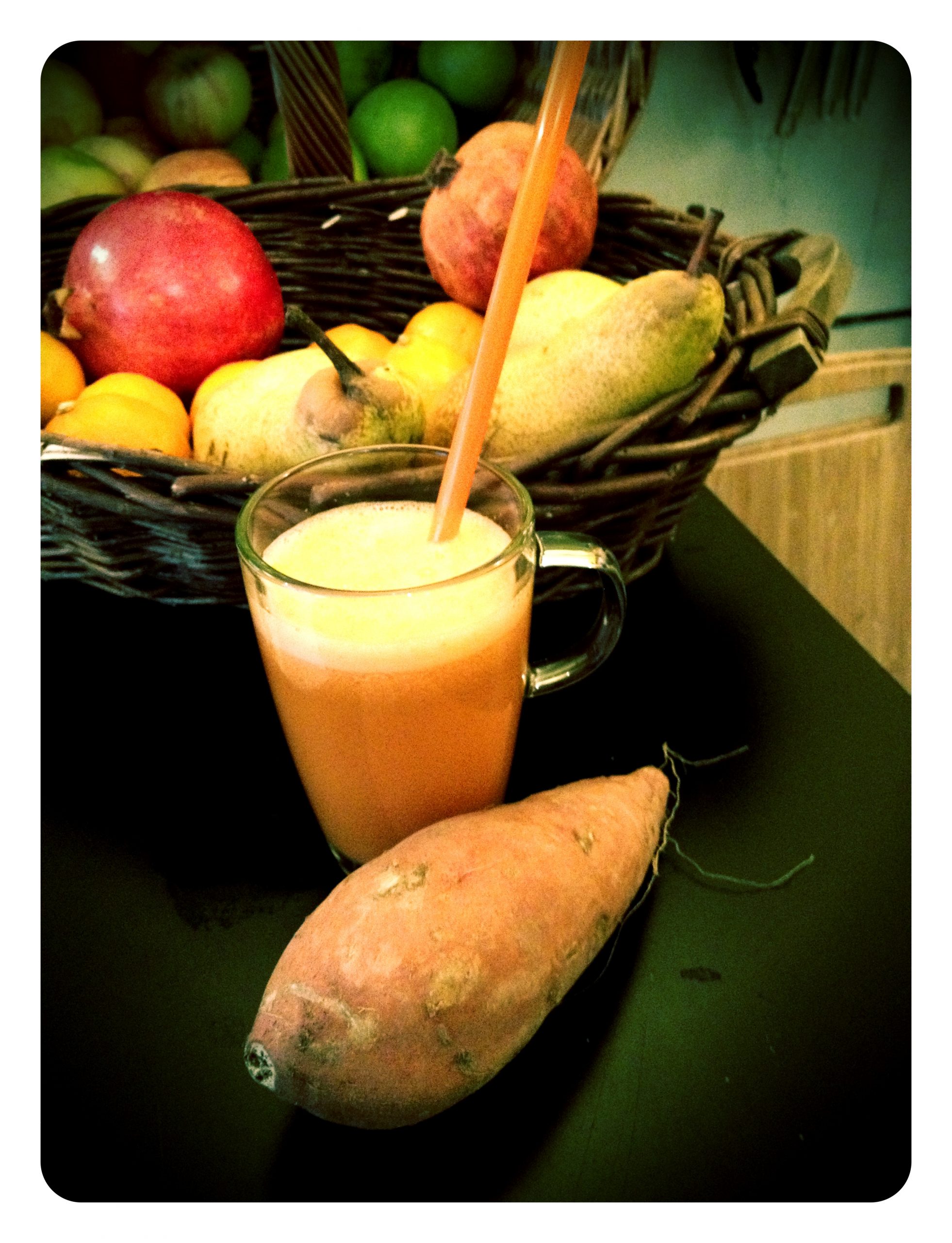 Sambucus – reinigende Obstsäfte und aufbauende Gemüsesäfte in Friedrichshain