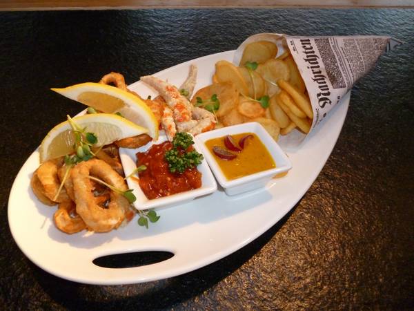 Herzlich Willkommen an Board der „van Loon“ – dem Restaurantschiff in Berlin