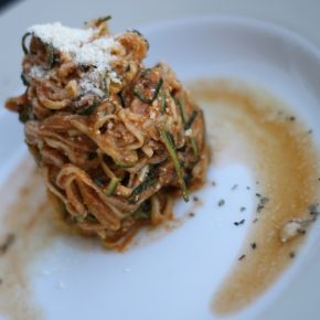 Rohkostchef Boris Lauser – Dinner Club, Yoga, Kurse, Catering…