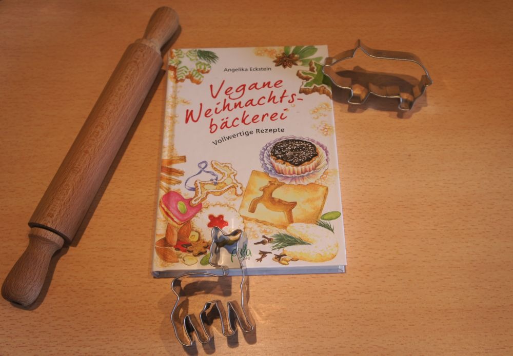 Vegane Weihnachtsbäckerei – Vollwertige Rezepte von Angelika Eckstein