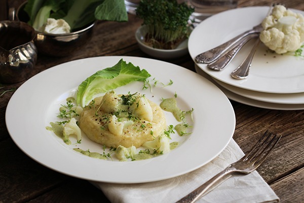 Blumenkohl-Flan mit Kresseschaum