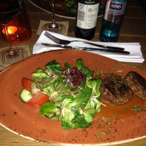 Raffinierte vegane Gerichte in coolem Ambiente bei Langosch am Main