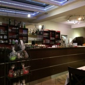 Veganes Candlelight Dinner im Kaffeehaus/Restaurant Unikum in Bad Schönborn