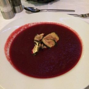 Veganes Candlelight Dinner im Kaffeehaus/Restaurant Unikum in Bad Schönborn