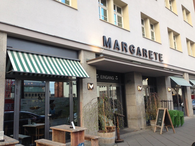 Margarete in Frankfurt: The Place to be an Sonntagen!