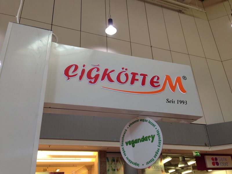 Veganes Köfte in Düsseldorf: CigköfteM