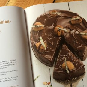 Vegan backen für alle von Björn Moschinski