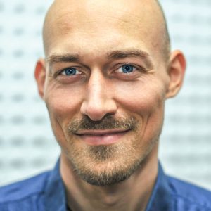 robert_blue2_1024_square