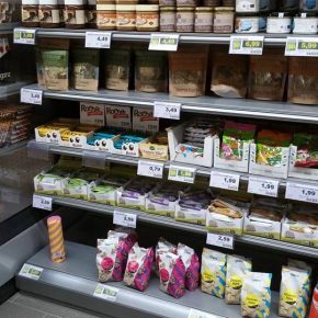 Vegane Produkte vom Veganz im Einzelhandel