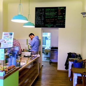 „Spluffins“ Store/Cafe in Berlin Friedrichshain