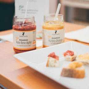 Danke an 30.000 Facebook-Fans