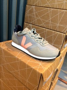 Vegane Kleidung: „Loveco Selected“ in Berlin Kreuzberg