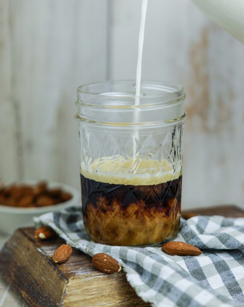 Selbstgemachte Pflanzenmilch