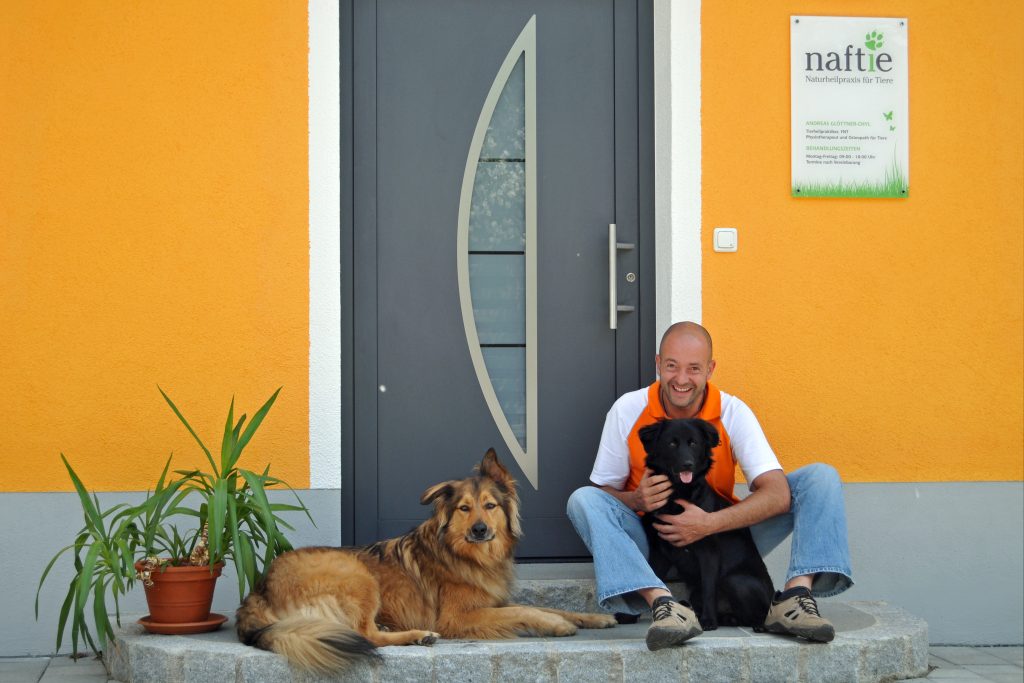 Leckerlies und Hundemüsli von Naftie