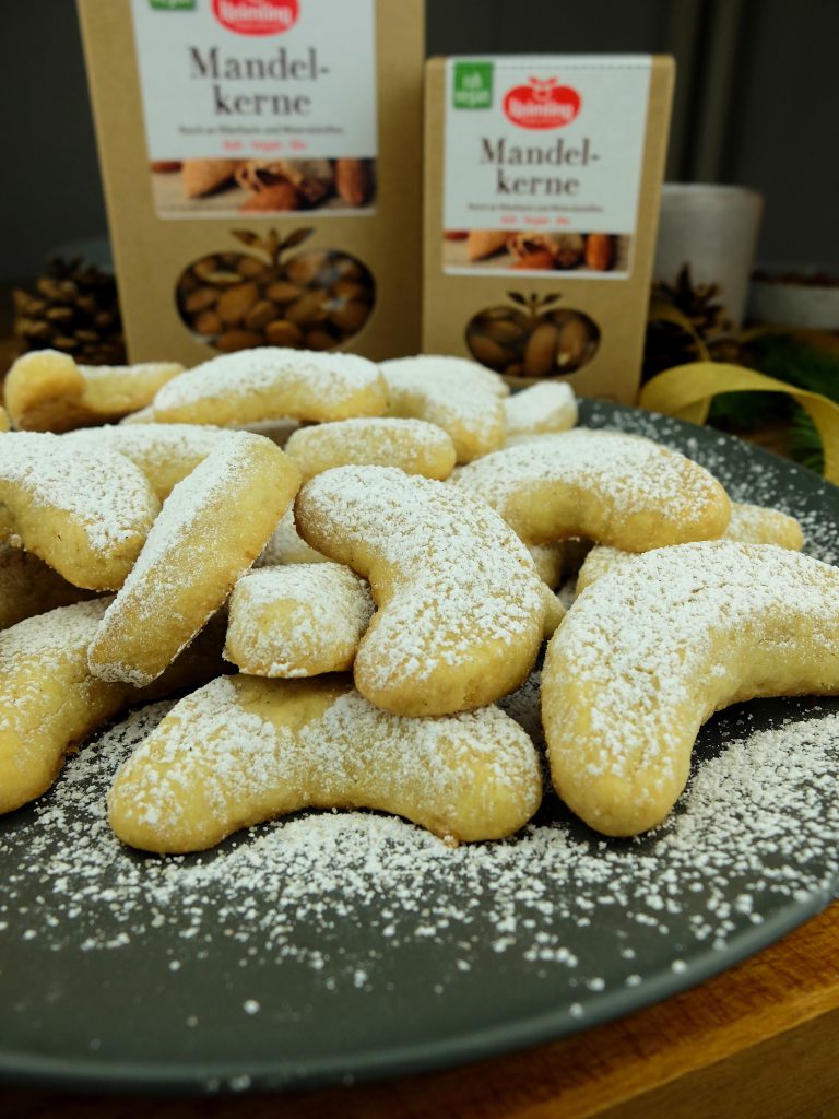 Vegane Vanillekipferl mit Mandelkernen von Keimling
vegane Weihnachtsplätzchen
Vegane Plätzchen 