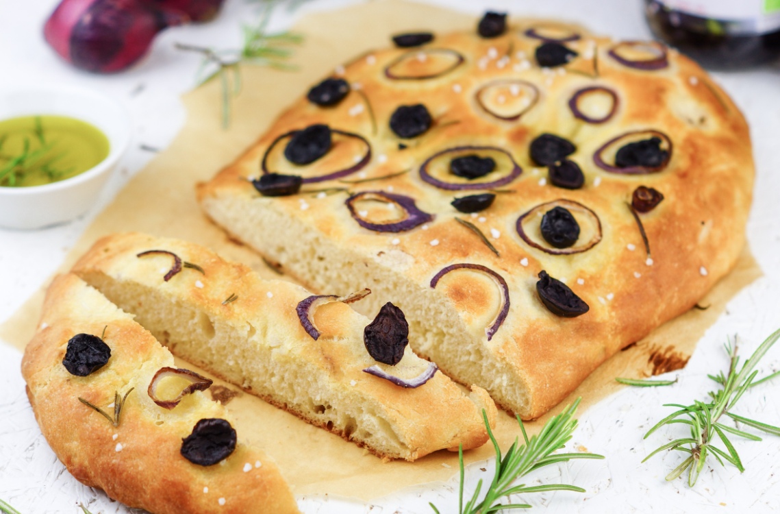 Vegane Focaccia - schnell & einfach selber machen