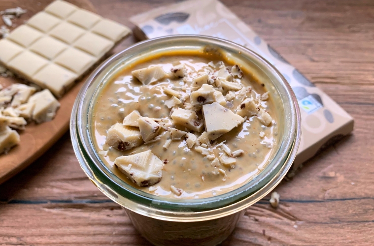 Entdecke ein traumhaft leckeres und einfaches Dessert-Rezept: Kaffee Chia Dessert!